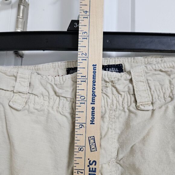American Eagle Cargo Classic Fit Shorts Men's 32 Ivory 10" Inseam Casual Preppy - Picture 7 of 9